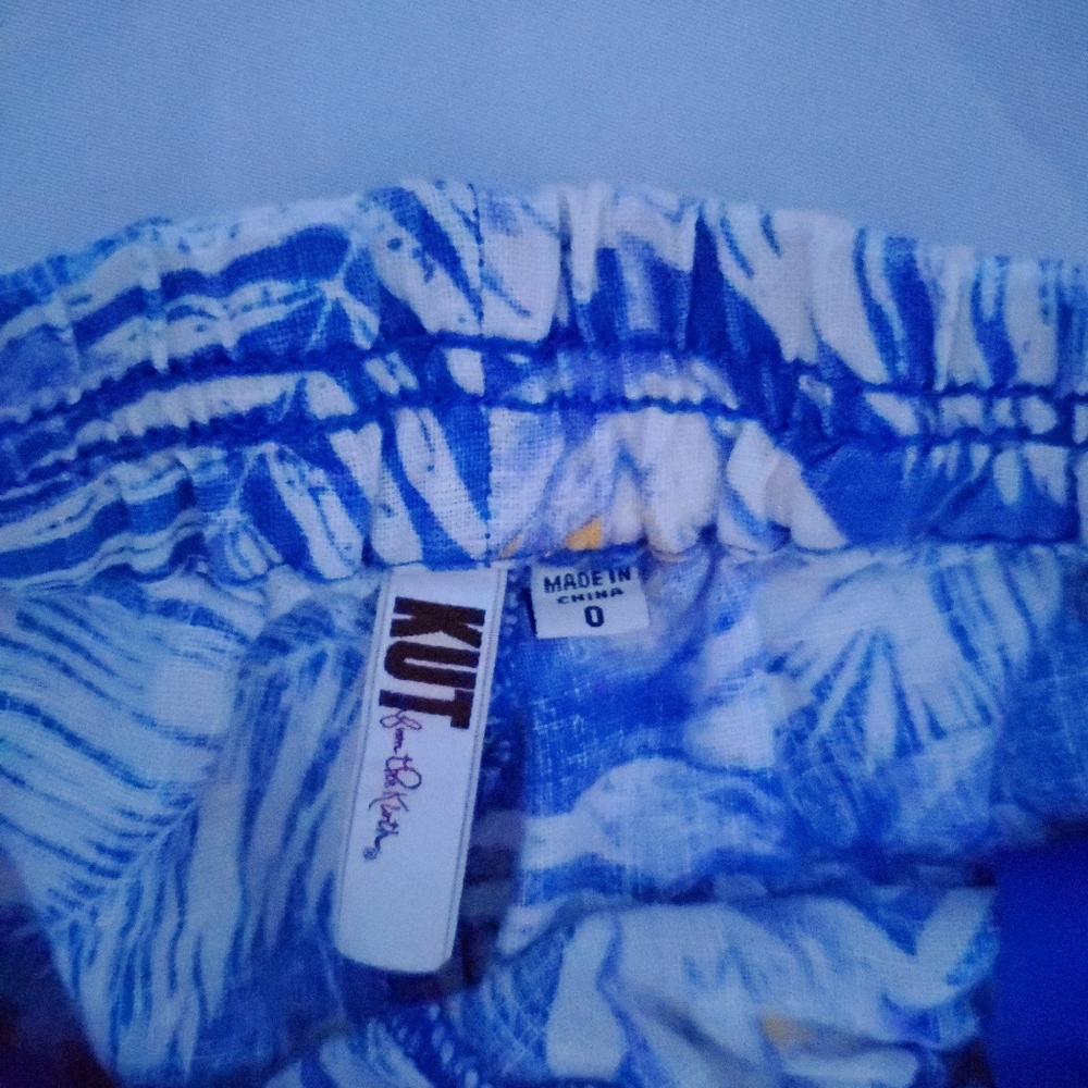 Sky Blue Floral Shorts - Picture 3 of 5